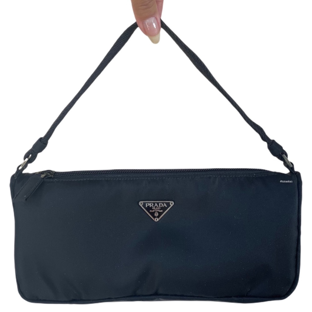 |SOLD| Authentic Prada Nylon Tessuto Sport MV633 Hobo Bag